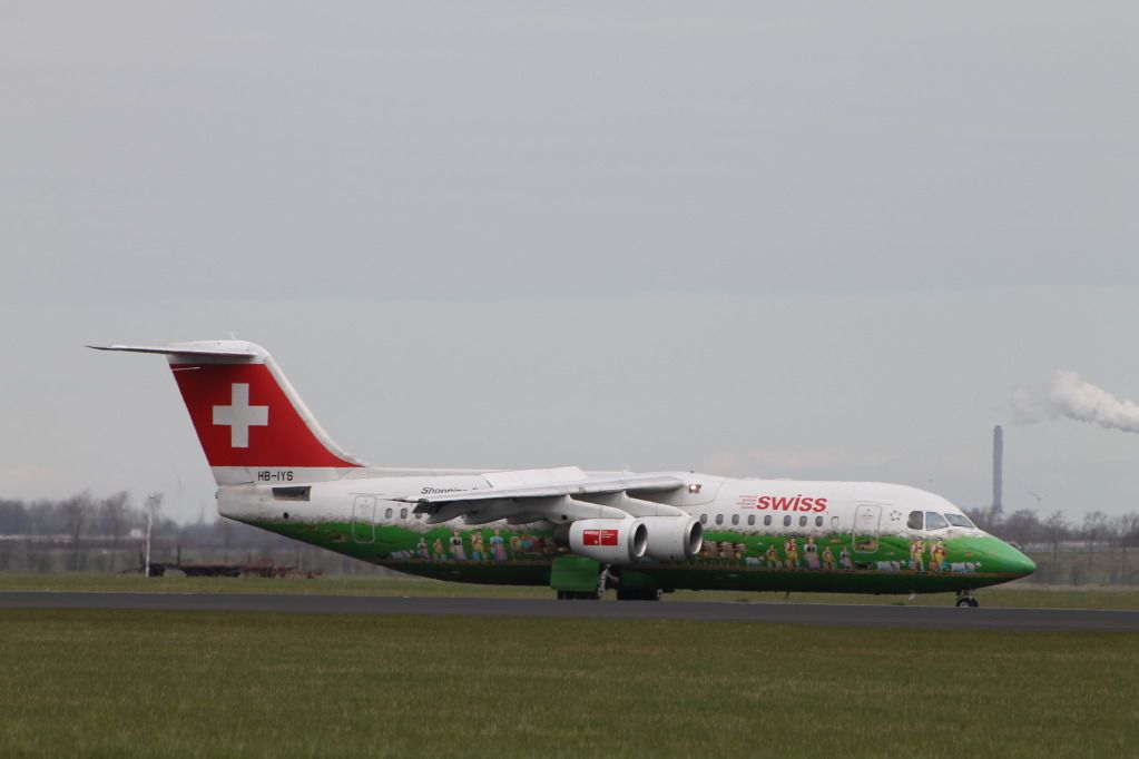 http://i1187.photobucket.com/albums/z381/Flyercolin/Schiphol8-4-2012260.jpg