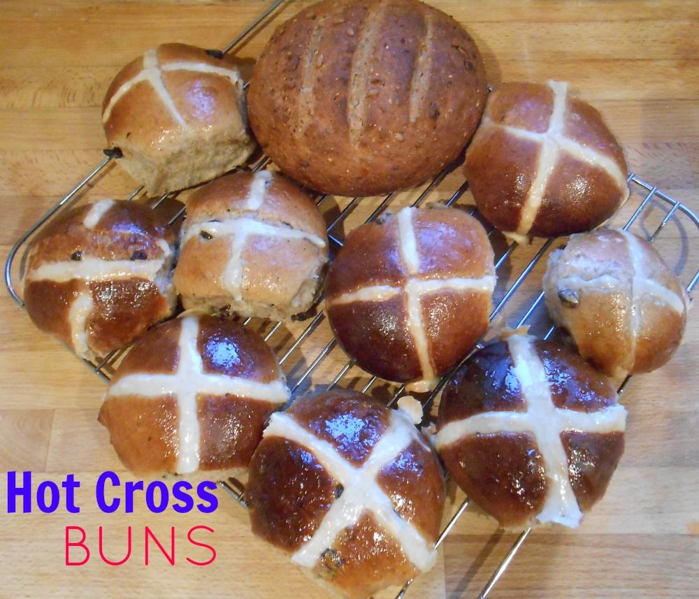  Hot cross buns.jpg