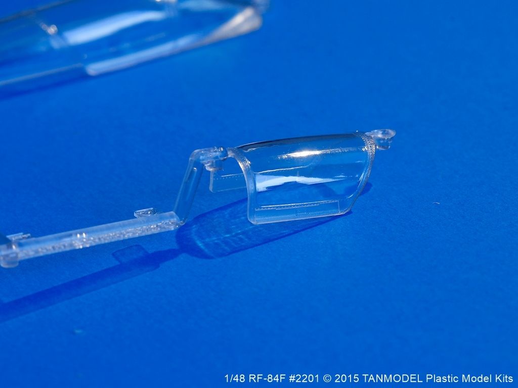 RF-84F%2020.jpg