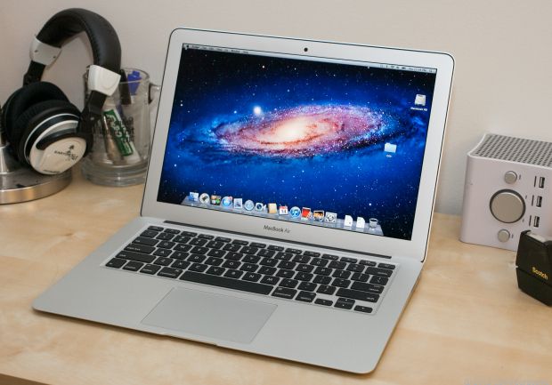 Apple MacBook Air (13-inch, Summer 2012)