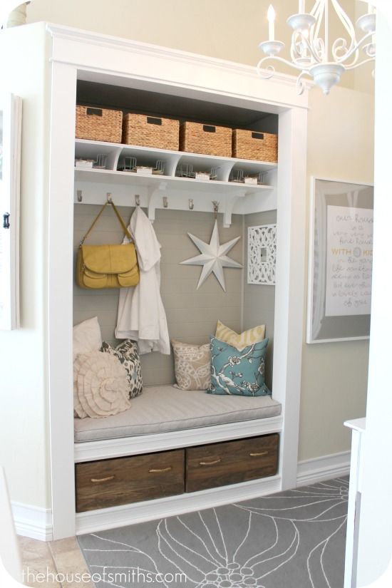  photo EntrywayClosetMudroommakeover-thehouseofsmithscom_zpse38eec1e.jpg