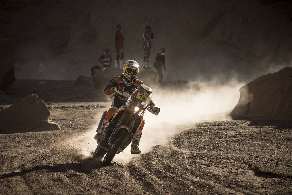 AP-1QRXRC5C92111_Stephane_Peterhansel Peterhansel's Roller Coaster Stage 10 AP-1QRXRBEE12111_Matthias_Walkner Peterhansel's Roller Coaster Stage 10 Run Ride Dive Dakar Motorsport Run Ride Dive Dakar Motorsport