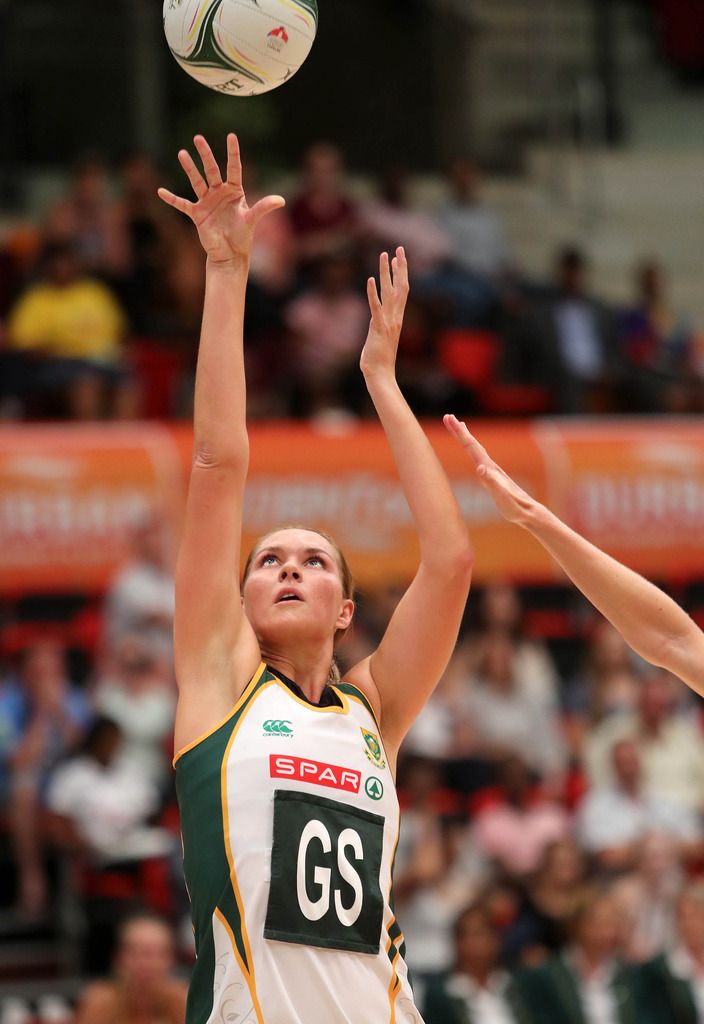 B71I9388 Aussie Diamonds too strong for SA Proteas Run Ride Dive News
